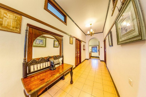 Tembo House Hotel image 20