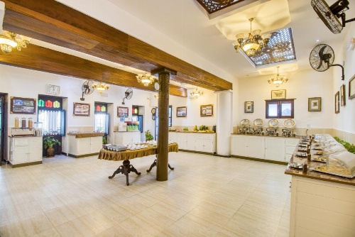 Tembo House Hotel image 26