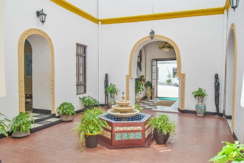 Tembo House Hotel image 31
