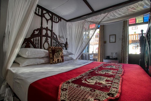 Tembo House Hotel image 38