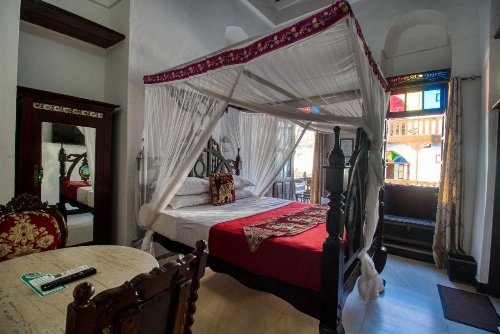 Tembo House Hotel image 39