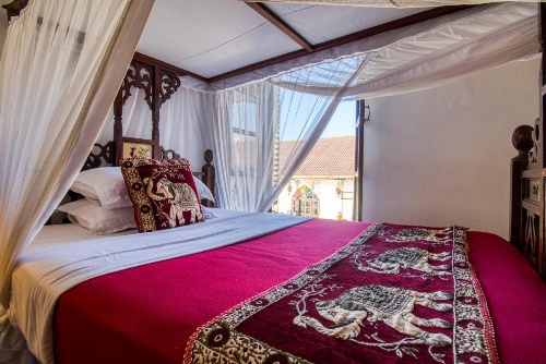 Tembo House Hotel image 44